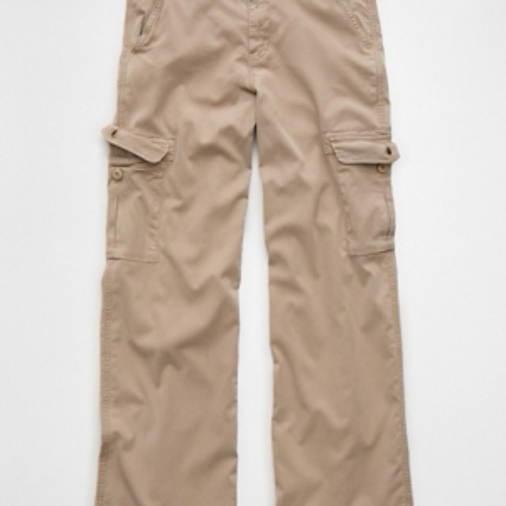 NWT! American Eagle Outfitters Tan Flare & Wide Leg Jeans size 4 short